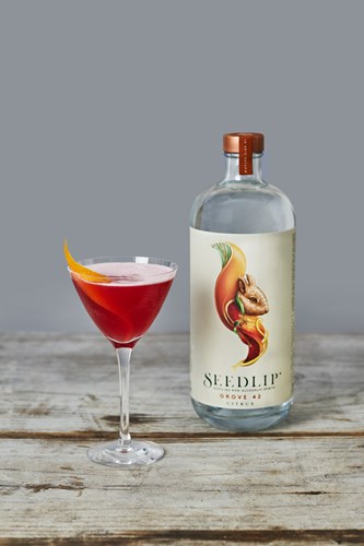 Non-alcoholic Cosmopolitan style cocktail using Seedlip Grove 42